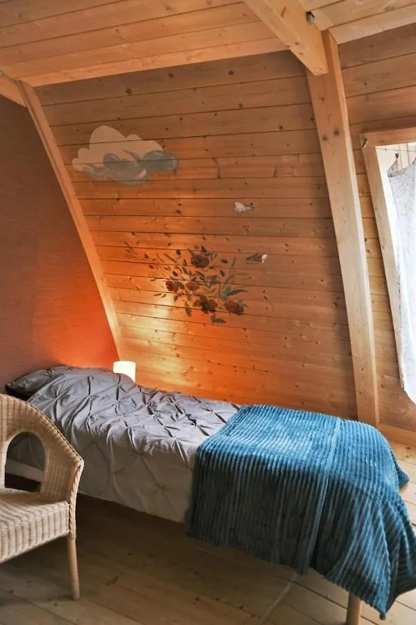 Au-Dela Des Nuages - Maison D'Hotes Insolite, Gite, Spa Aubessagne 0*,  France